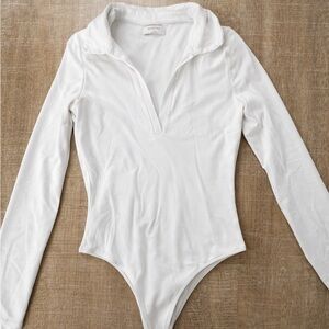 Aritzia Babaton White Contour Bodysuit